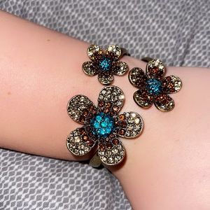 Flower bracelet vintage!